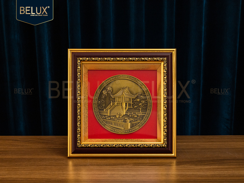 Tranh mặt đĩa Chùa Một Cột bằng đồng 26x26cm